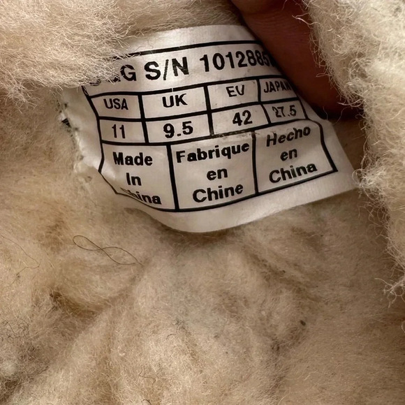 UGG Australia Classic Tan SHEEPSKIN MOCCASIN SLIPPERS 1012885H - Picture 7 of 10